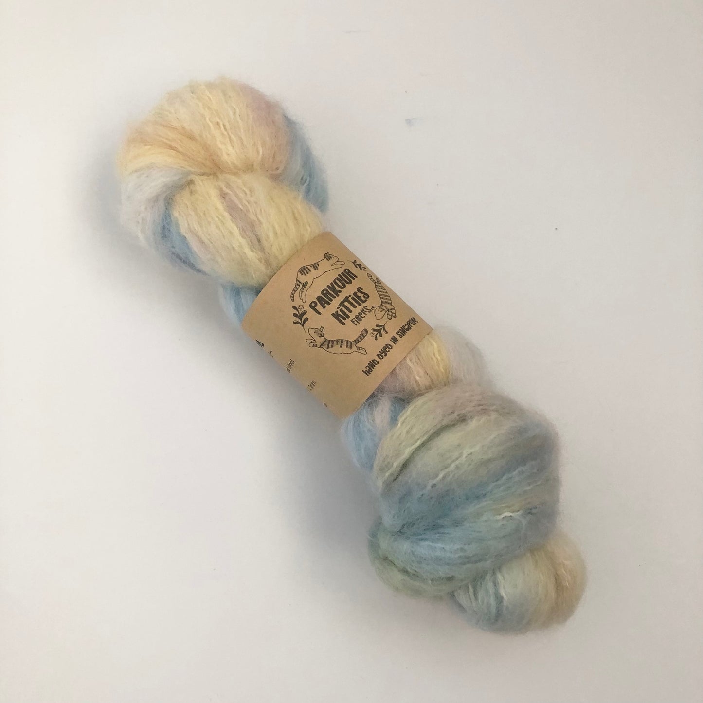 PKF 76% Baby Suri Alpaca, 15% highland wool and 9% nylon